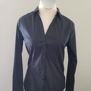 Ladies Button up shirt, black and white